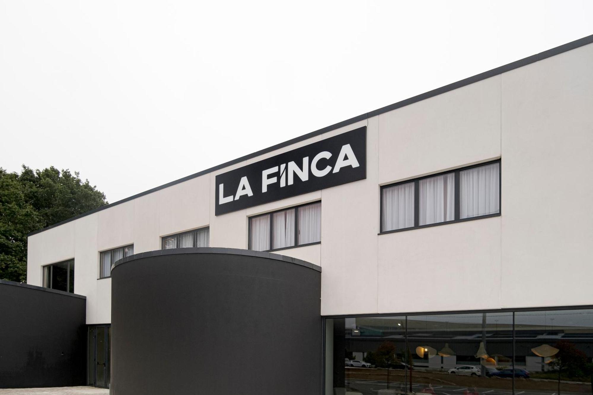 La Finca Луго Екстериор снимка