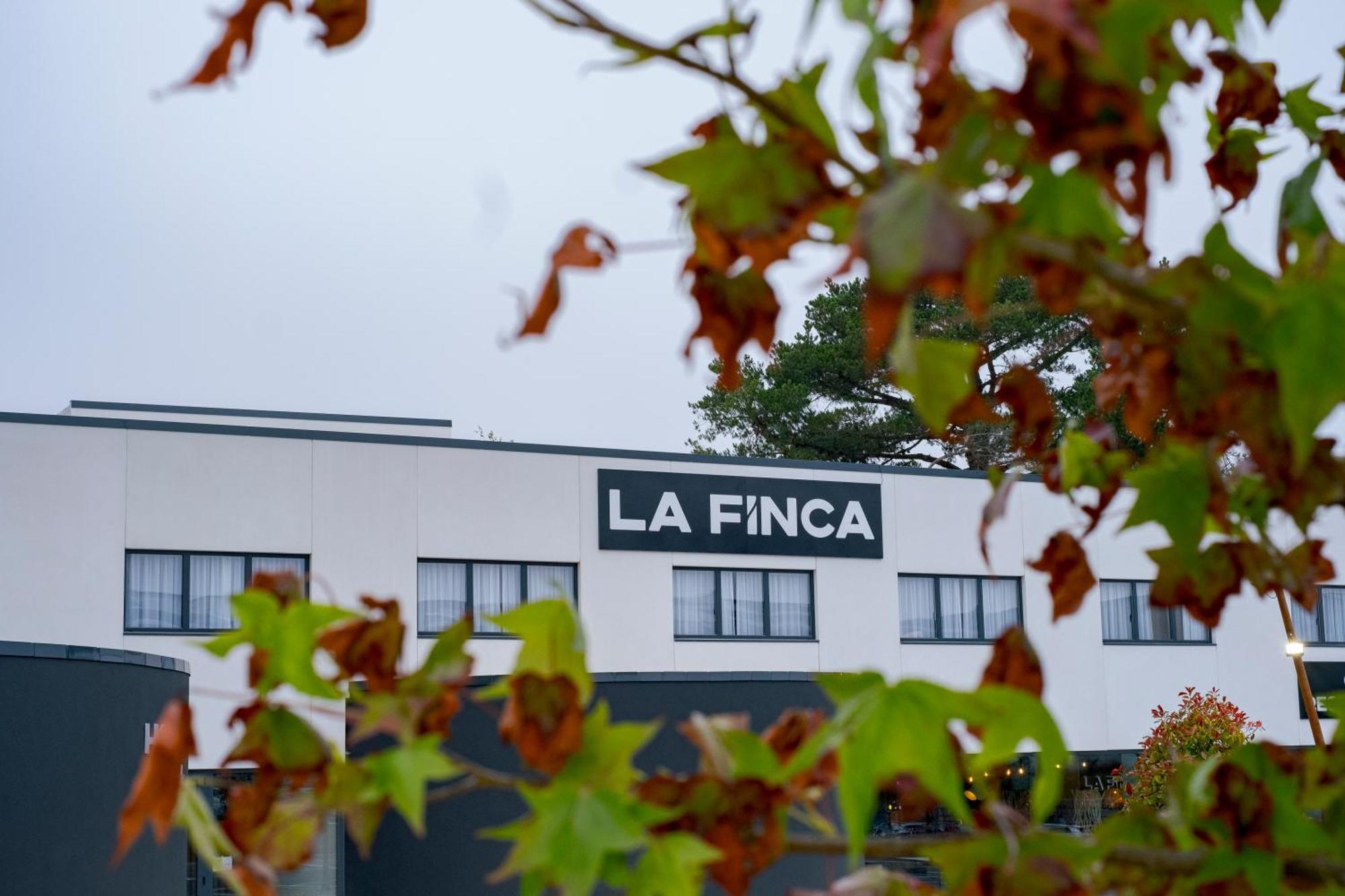 La Finca Луго Екстериор снимка